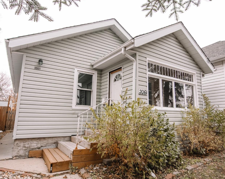 2061 Queen St #1 - Photo 2 of 11