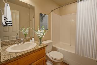 5517 Ne 66th Ave - Photo 1 of 1