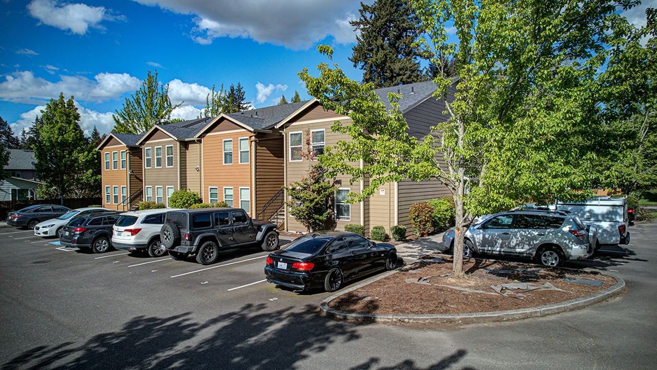 5517 Ne 66th Ave - Photo 4 of 6