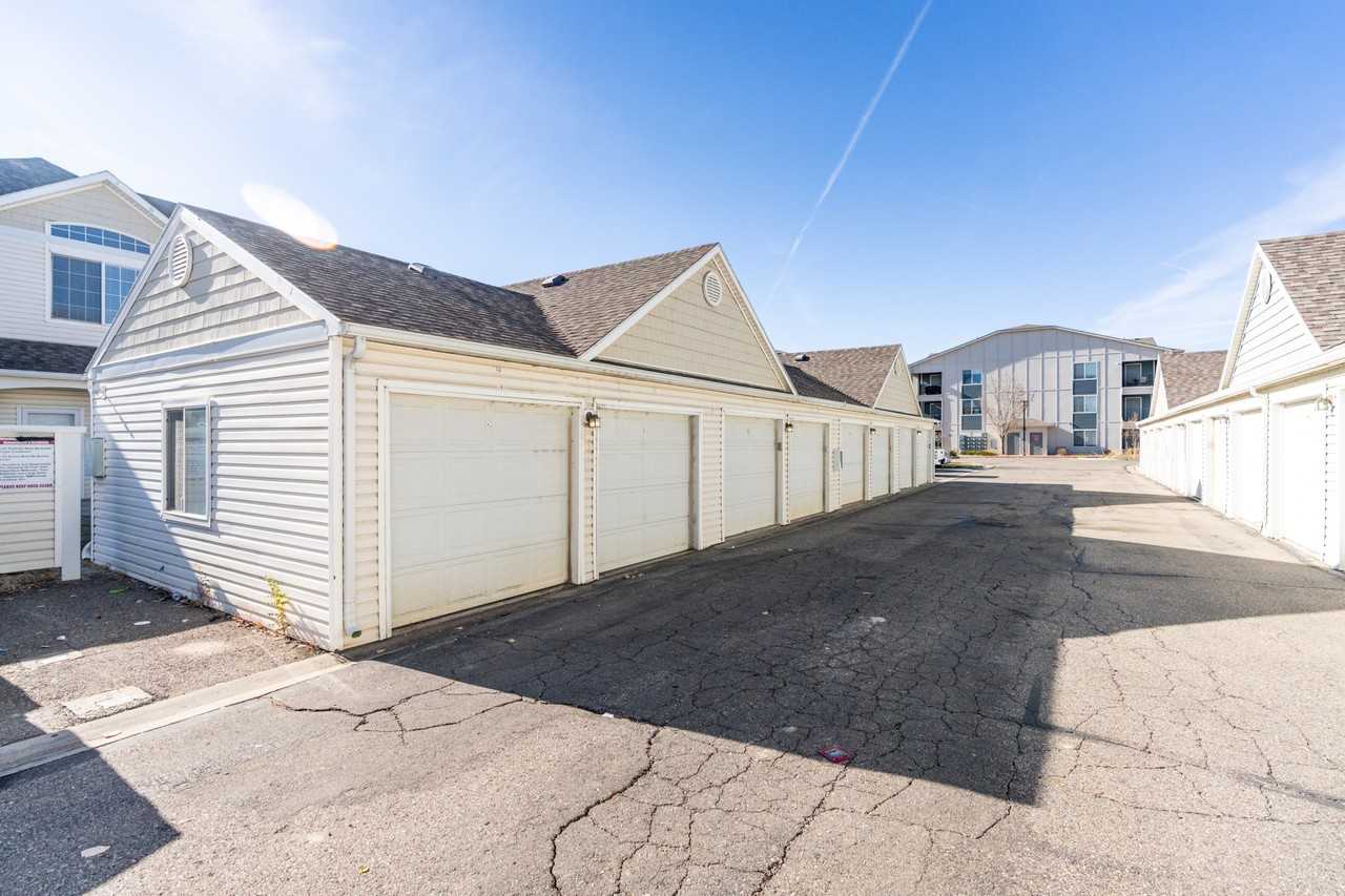 2458 Thunder Mountain Dr #412 - Photo 3 of 11