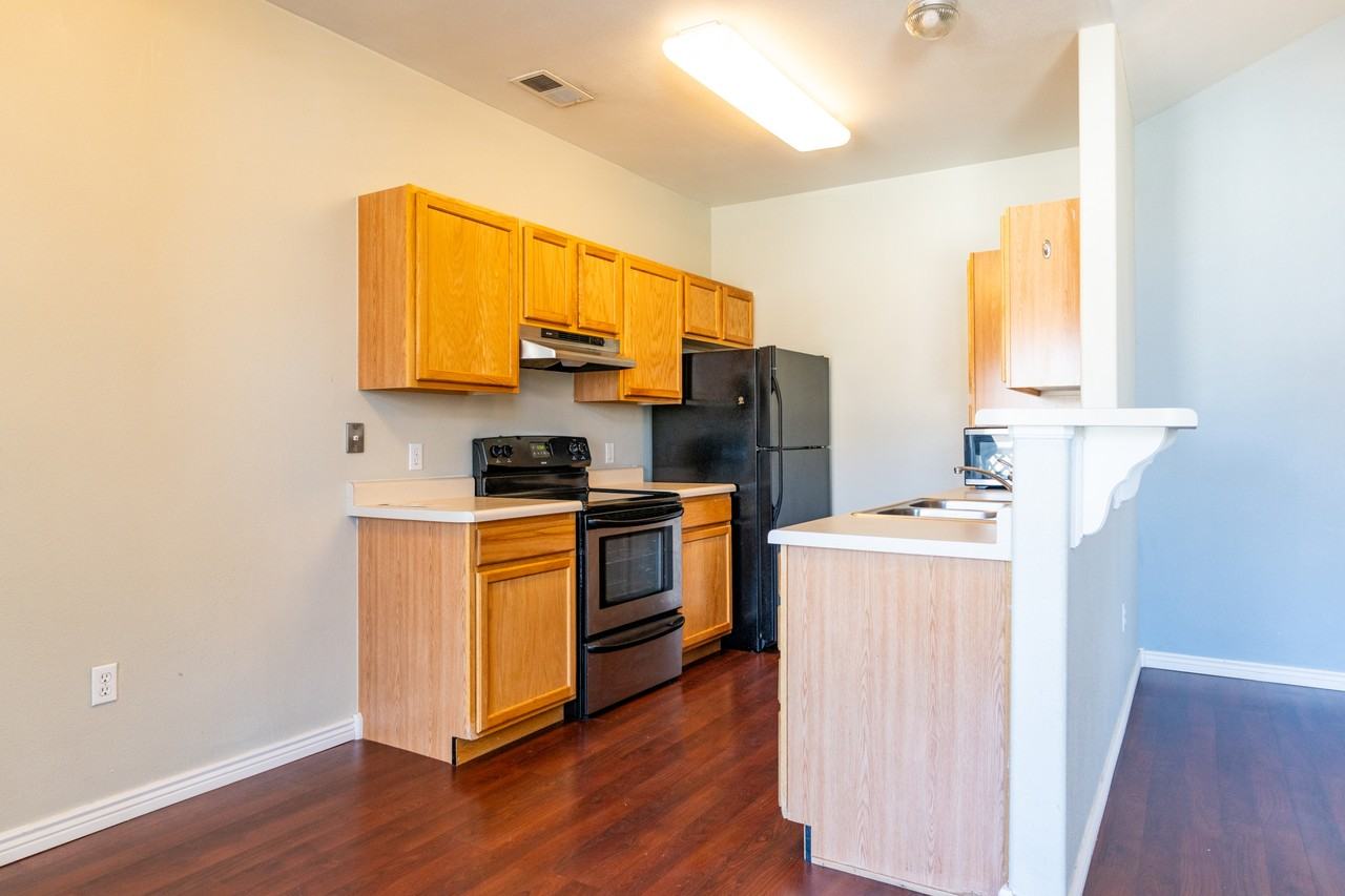 2458 Thunder Mountain Dr #412 - Photo 5 of 11