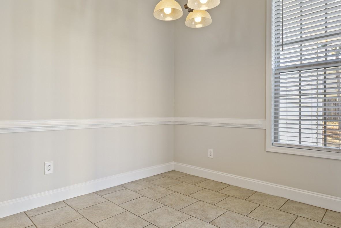 1408 Southwick Ln #1 - Photo 5 of 22