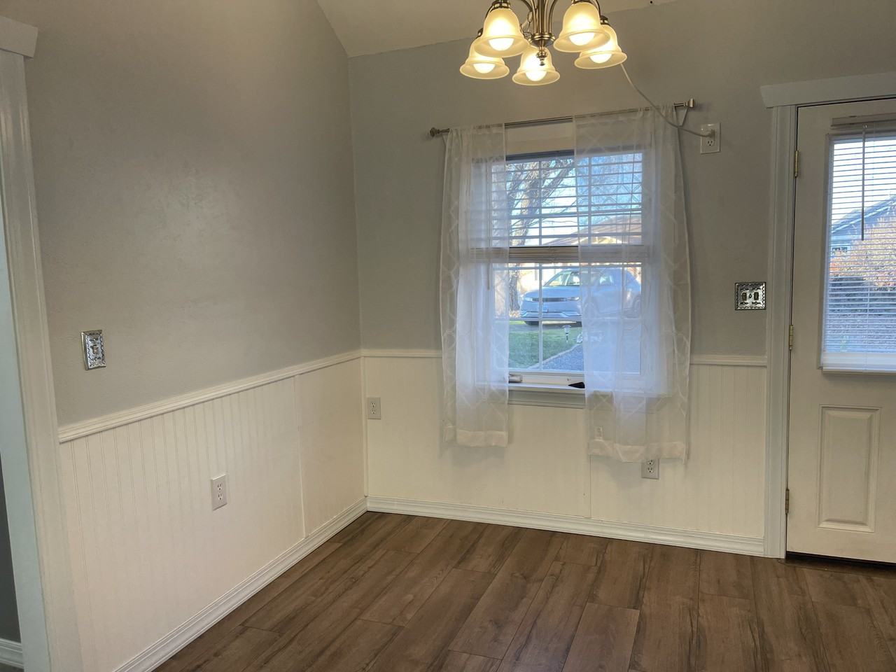 106 Suncrest Rd #A - Photo 3 of 21