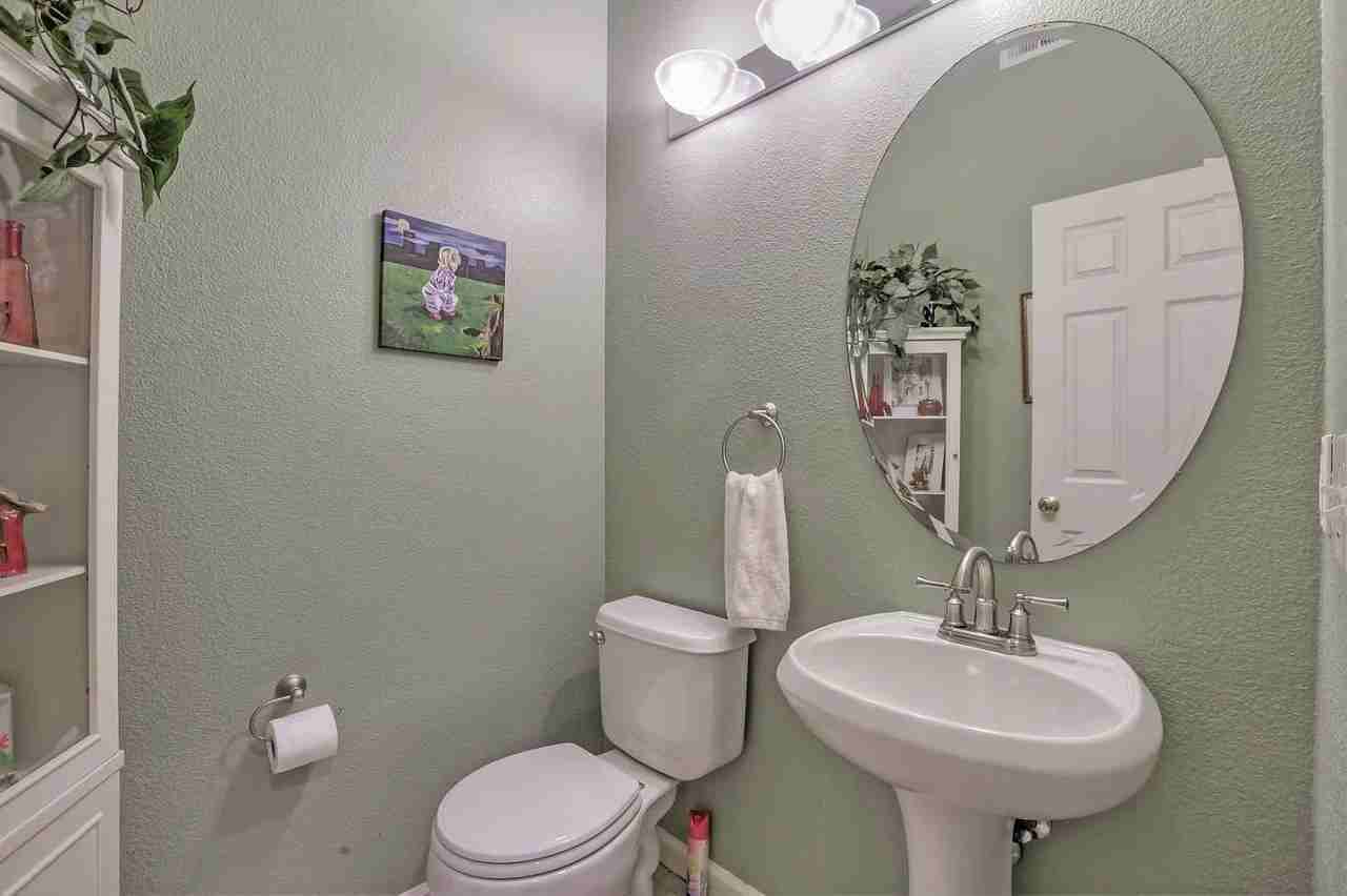 18 Flora Ln #18 - Photo 3 of 15