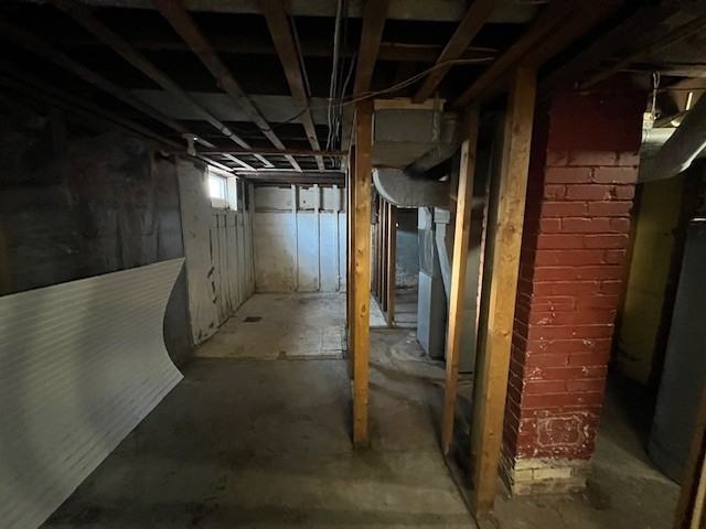 230 E Victoria St #1 - Photo 5 of 14