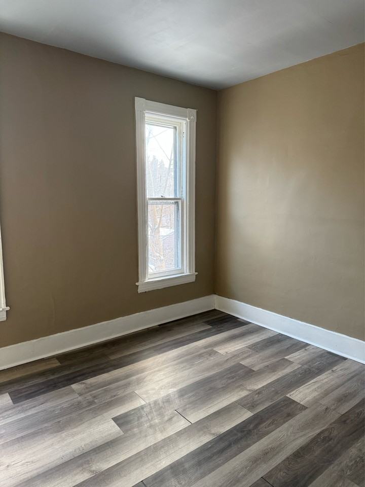 11 Noyes St #4 - Photo 4 of 6