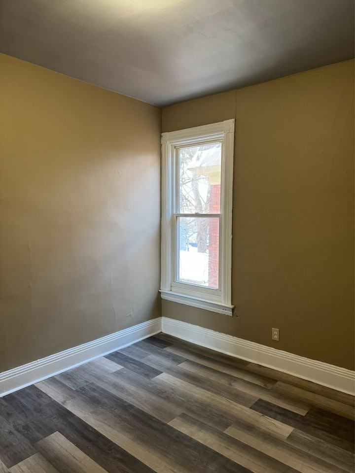 11 Noyes St #4 - Photo 5 of 6