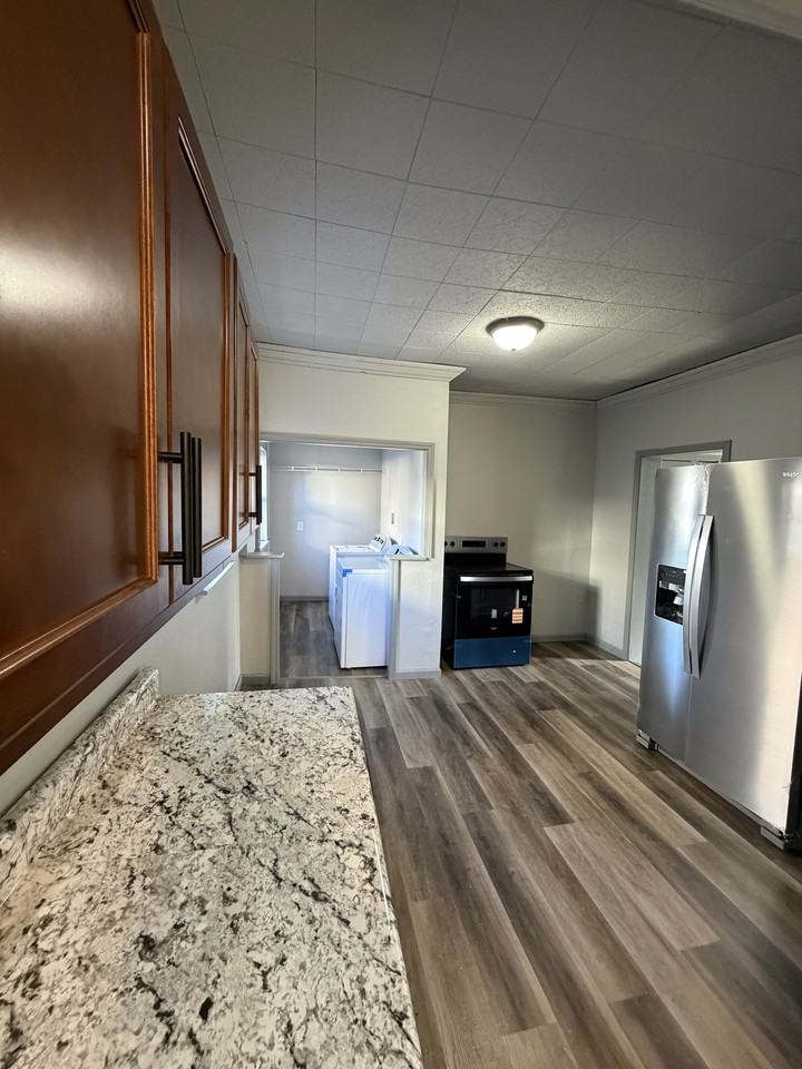 507 S 1st St #1 - Photo 7 of 23