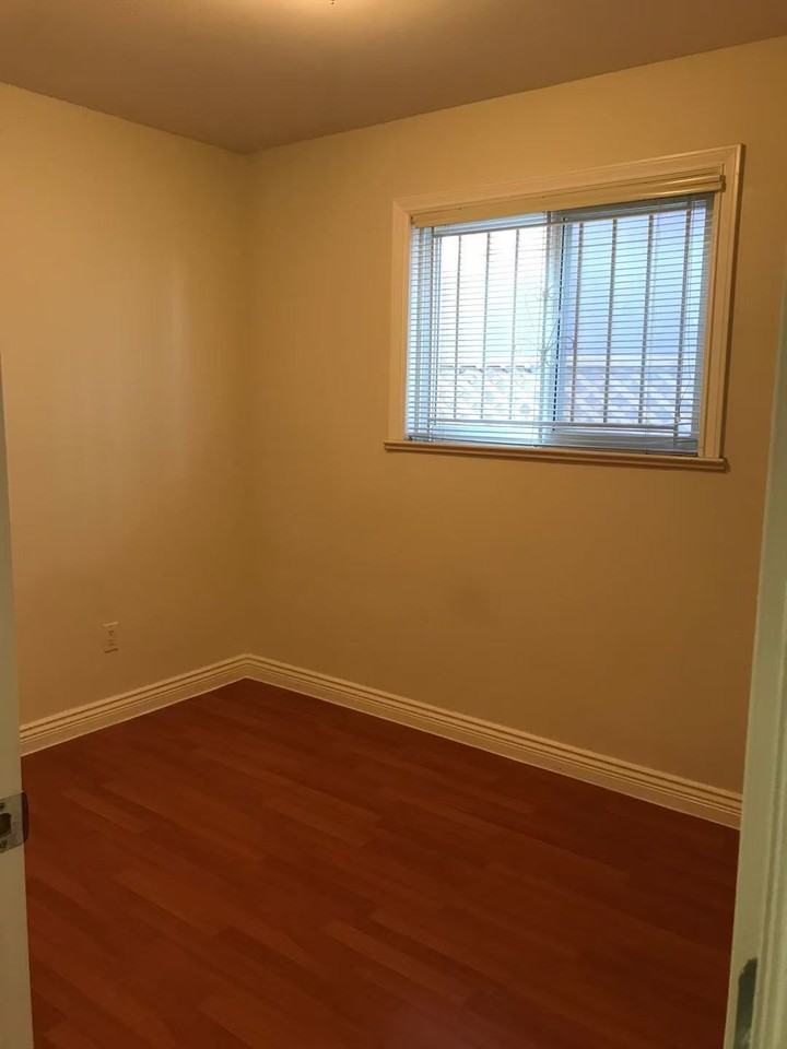 2718 46th Ave E #1 - Photo 6 of 8