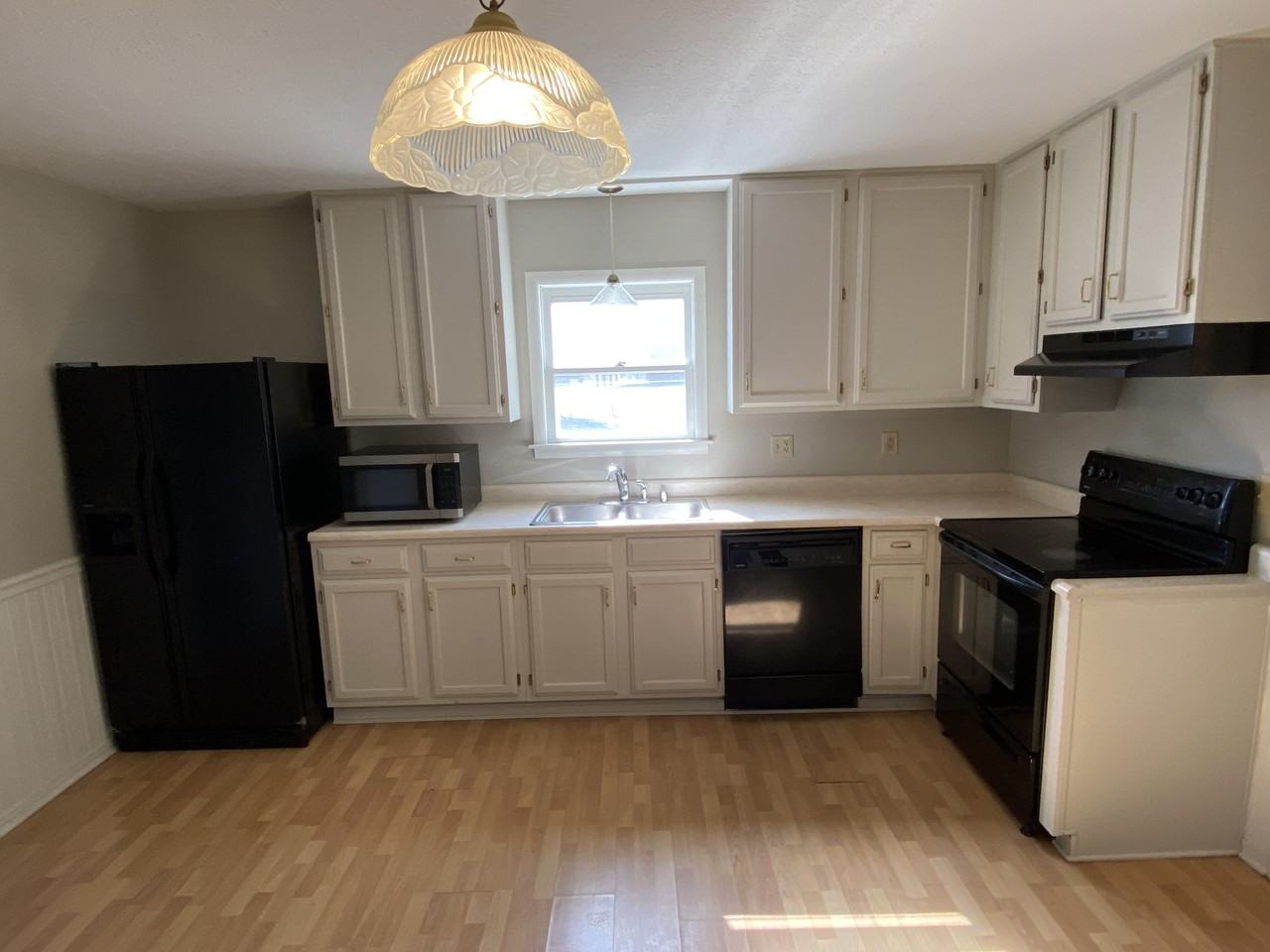 1735 Thomas Rd #1 - Photo 3 of 17