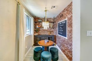 8652 E Cambridge Ave #1 - Photo 1 of 1