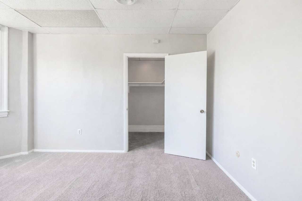 Fallowfield Apartments - Photo 3 of 42