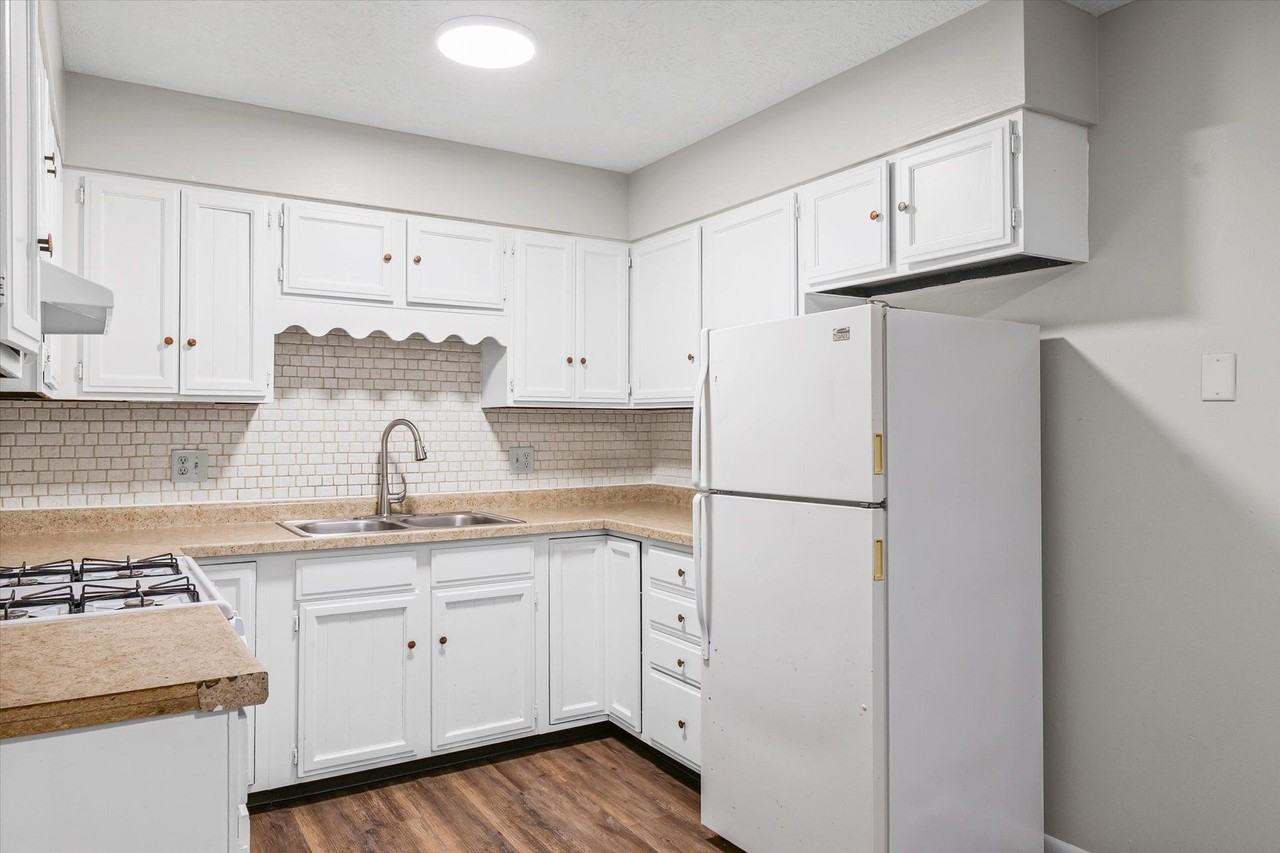 5 Curtis Court - Photo 5 of 50