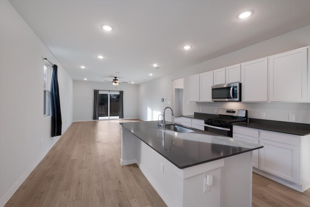 5327 Tourmaline Loop #1 - Photo 2 of 9