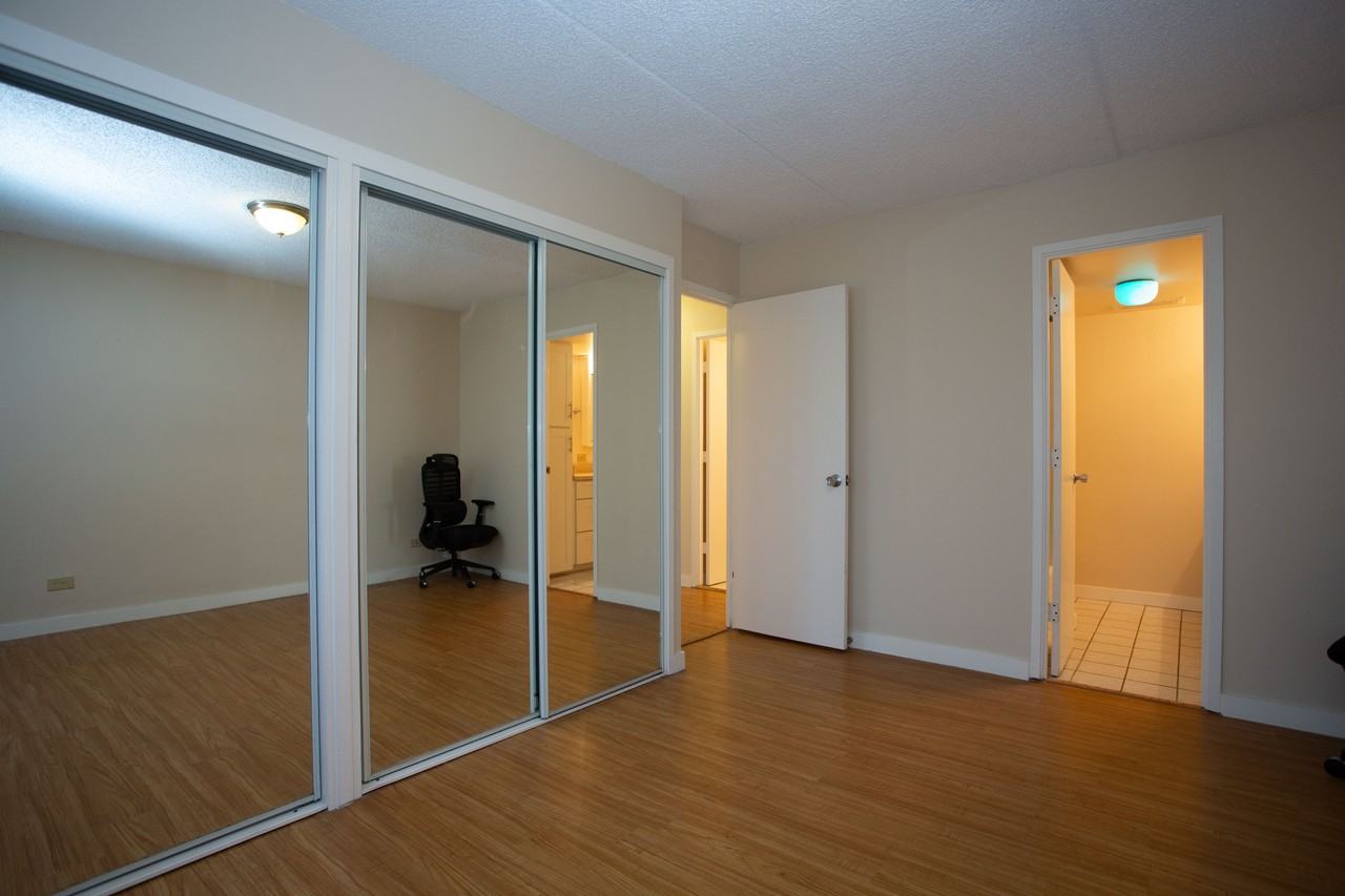 2533 Ala Wai Blvd #1 - Photo 7 of 9