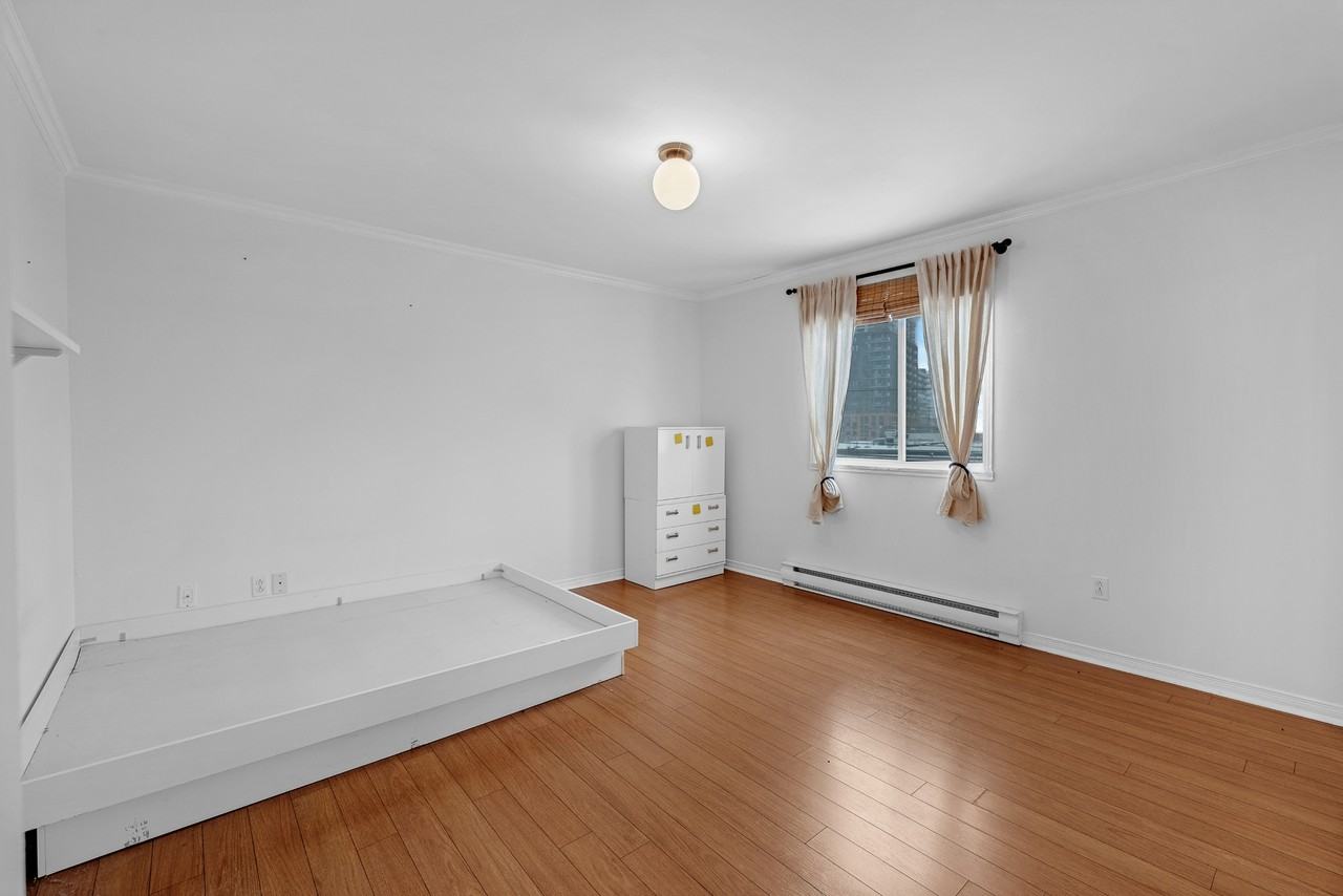 7211 Rue Chouinard #E - Photo 4 of 10