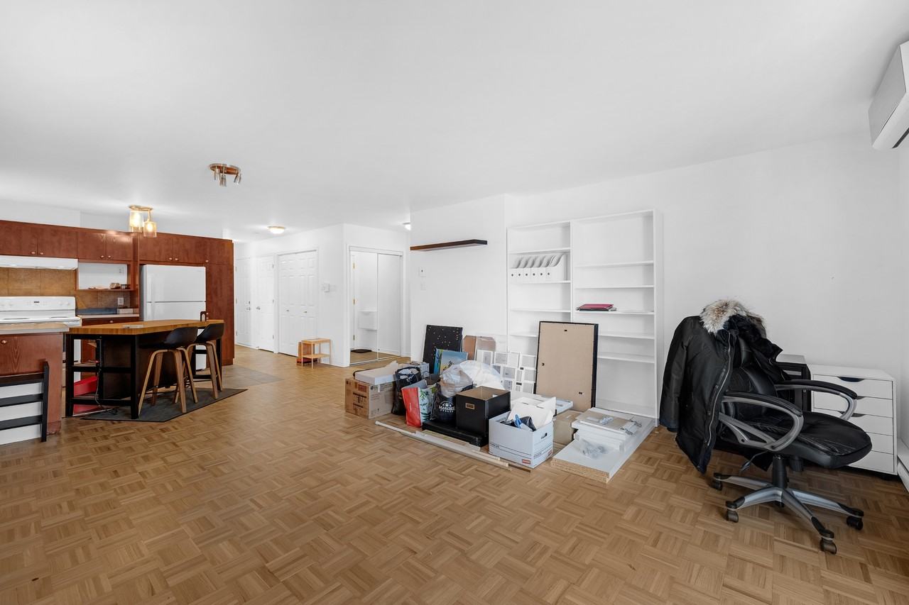 7211 Rue Chouinard #E - Photo 5 of 10