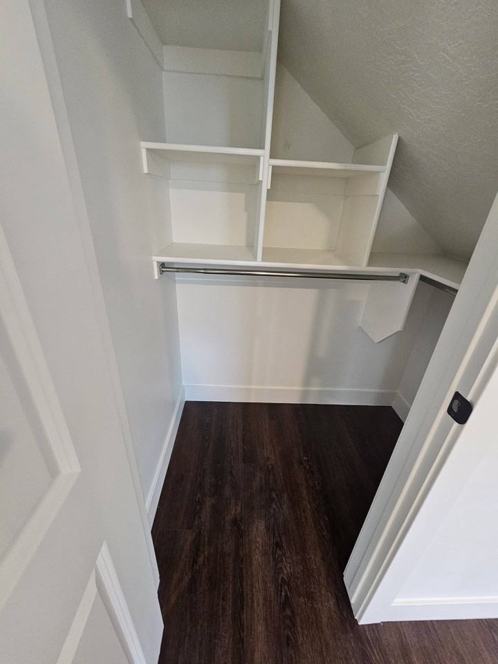 725 N 150 E Downstairs - 1 #1 - Photo 2 of 8