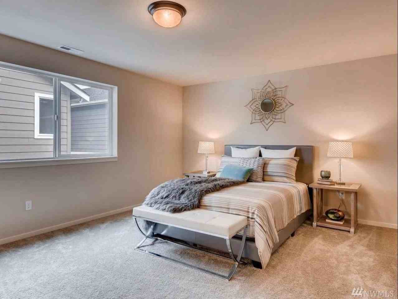 128 160th Pl Sw - Photo 3 of 19