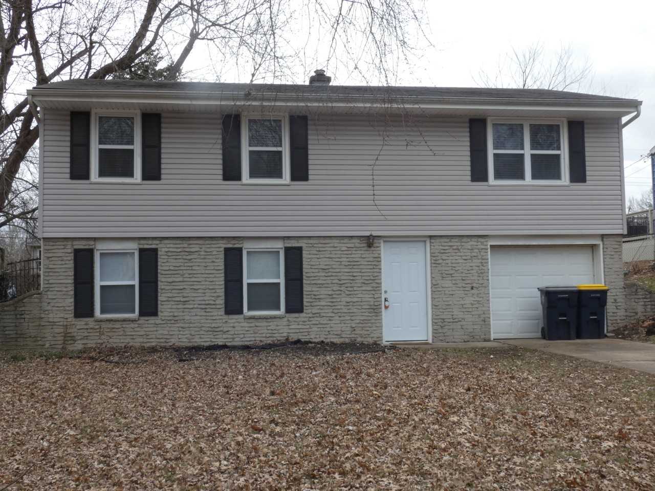 5045 Ne 56th Pl - Photo 2 of 22