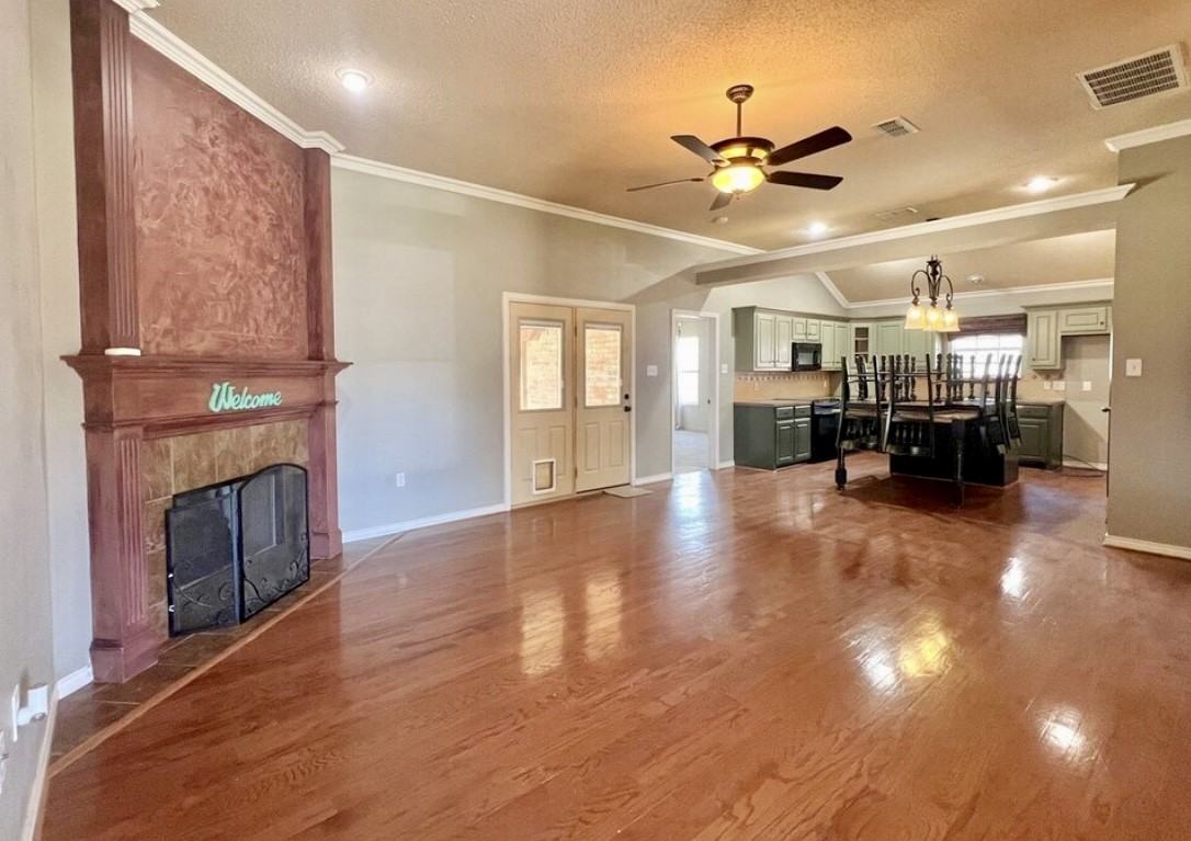 6805 36th St #1 - Photo 2 of 22