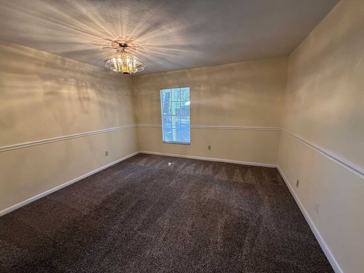 1100 Sw 20th Pl - Photo 6 of 17