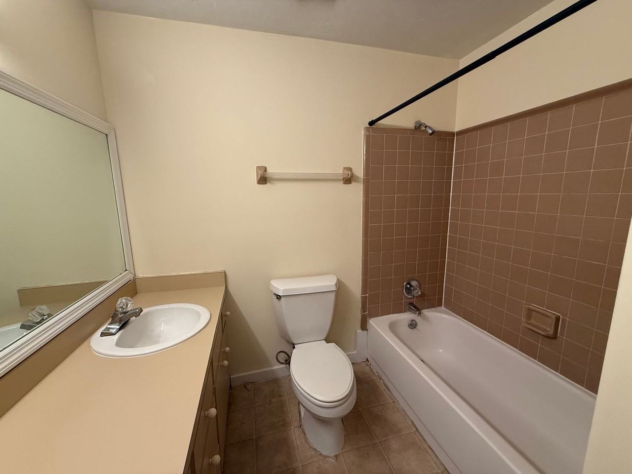 1100 Sw 20th Pl - Photo 7 of 17