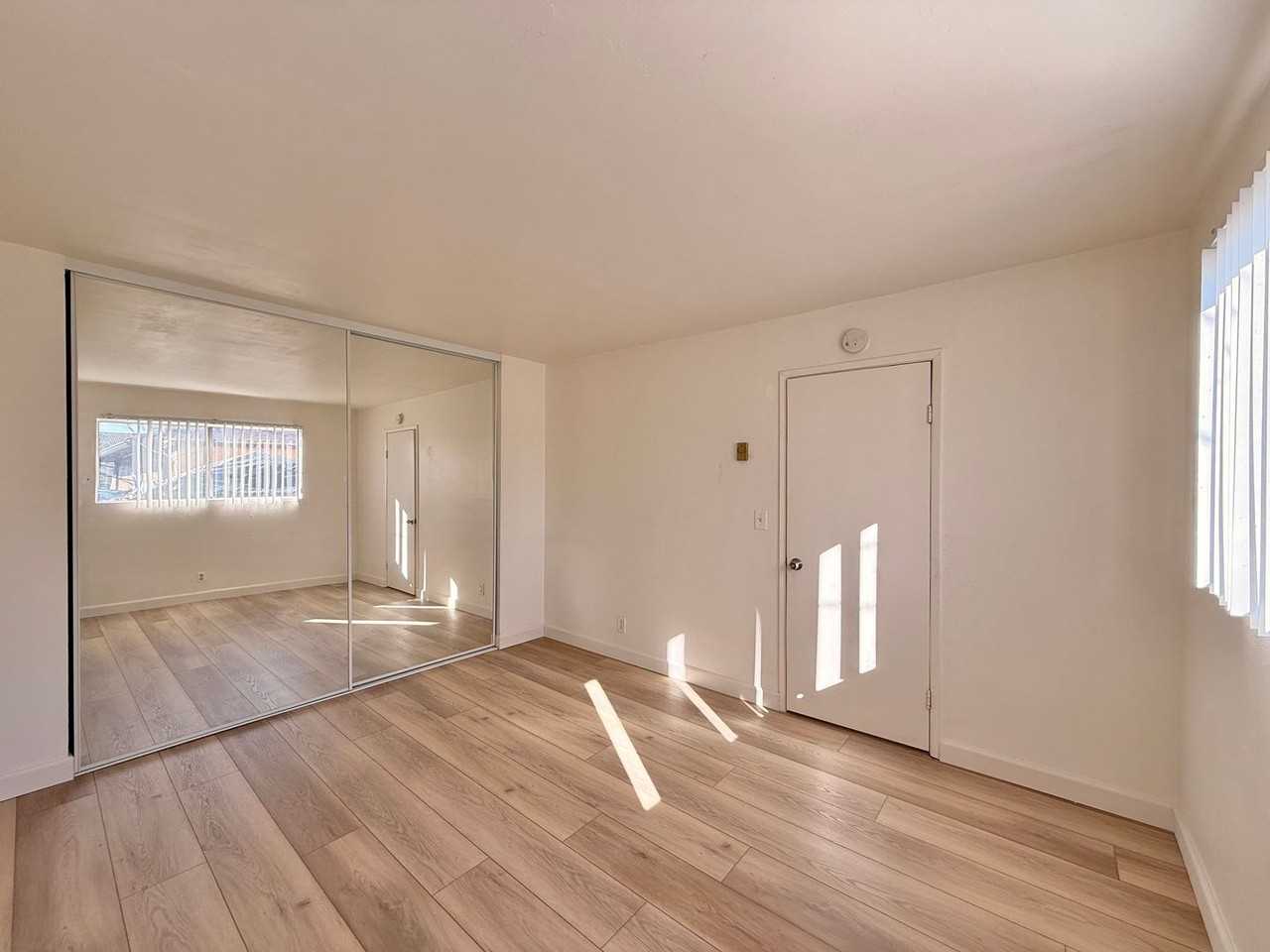 7014 Amherst St - Photo 4 of 7