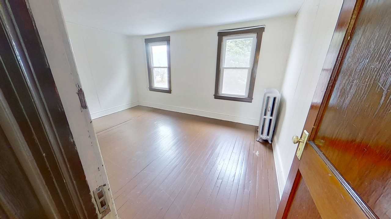 255 Hyson Ln - Photo 2 of 8