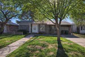 featured image of 2211 Carlton Way