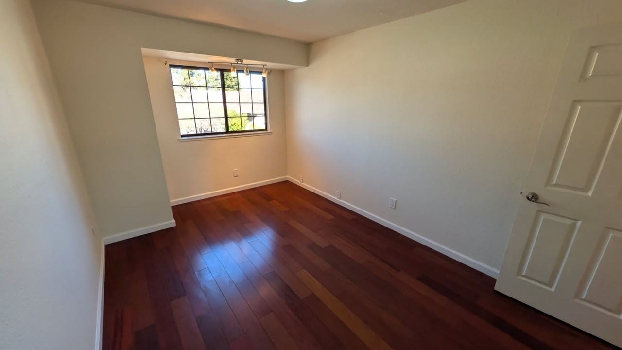 6828 Corte De Flores - Photo 7 of 22