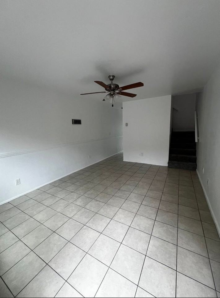 La Mesa Gardens - Photo 4 of 9