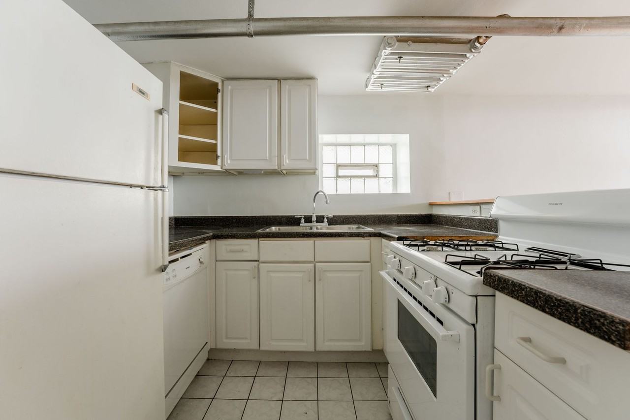 Clark & Byron - Photo 5 of 17