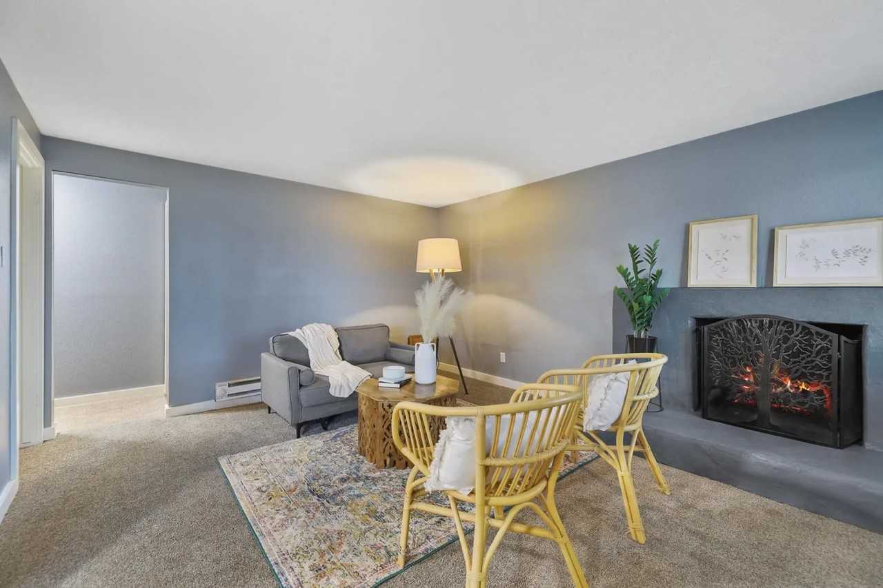 911 E Indiana Ave Apartments! - Photo 2 of 10