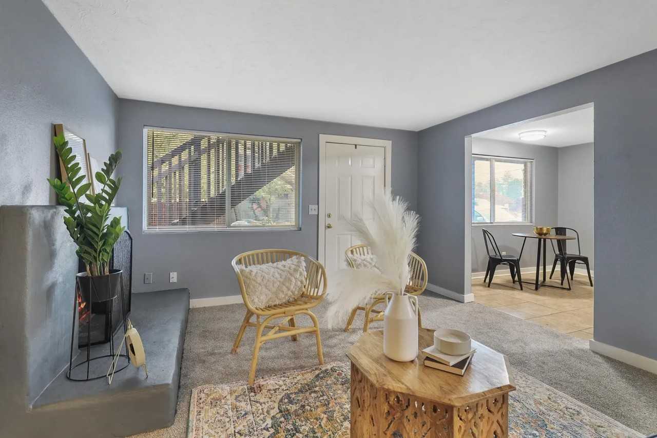 911 E Indiana Ave Apartments! - Photo 3 of 10