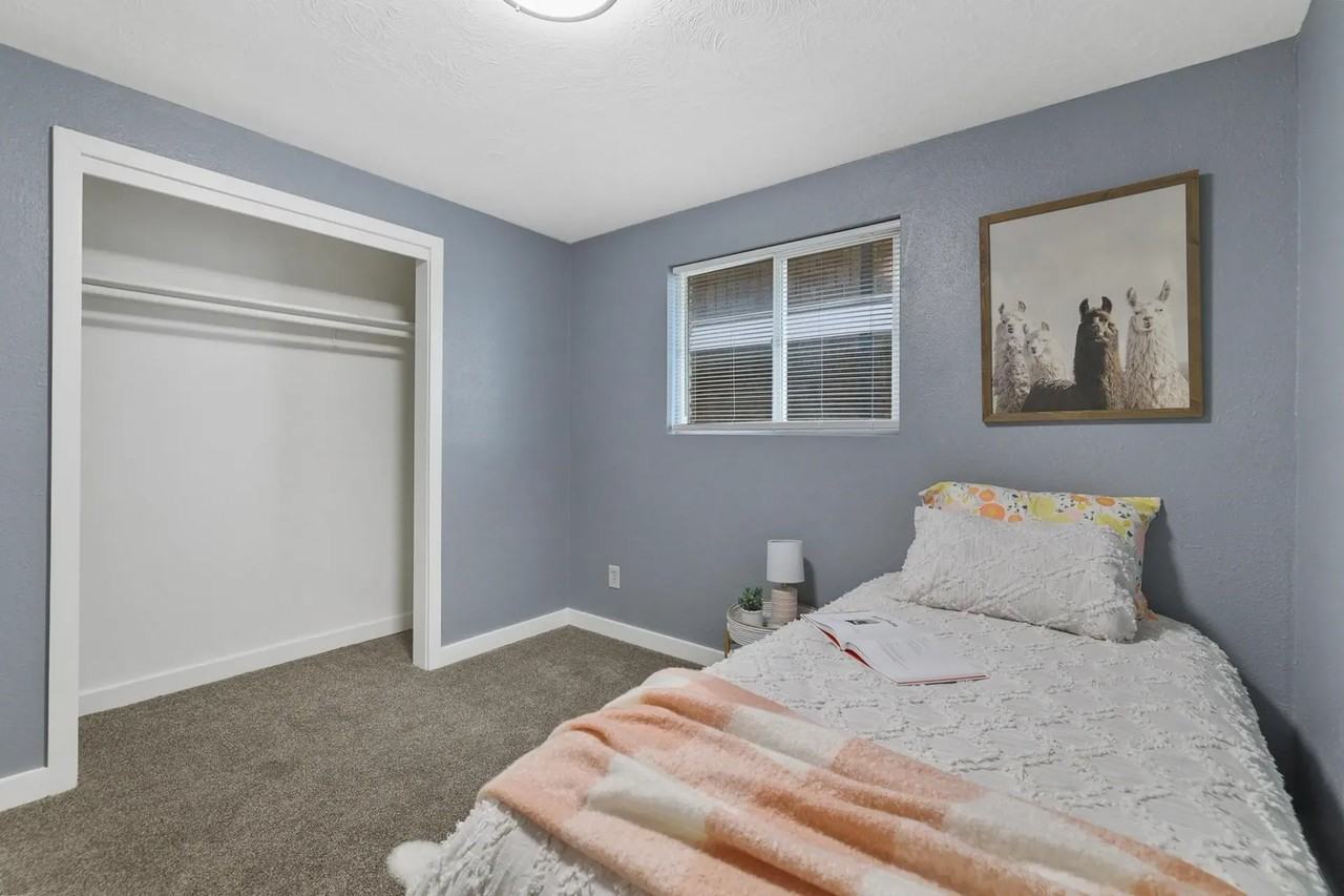 911 E Indiana Ave Apartments! - Photo 7 of 10