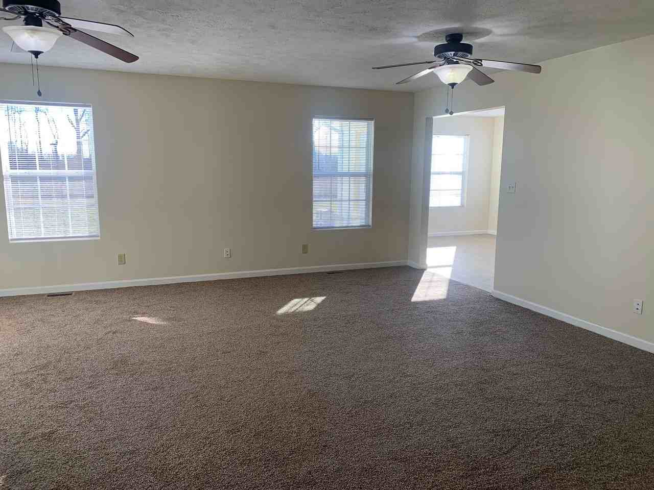 8079 E Audrey Ave - Photo 4 of 19