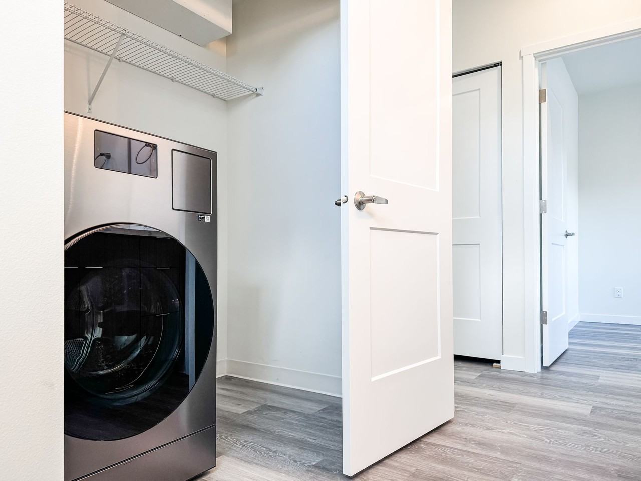 Lakewood Station - Photo 5 of 6