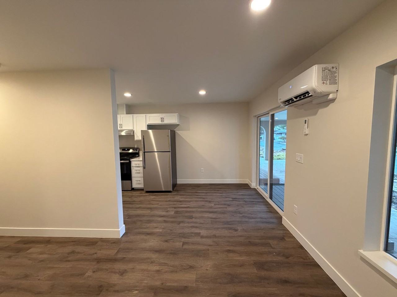 Sunrise Villas Apartments - Photo 5 of 39