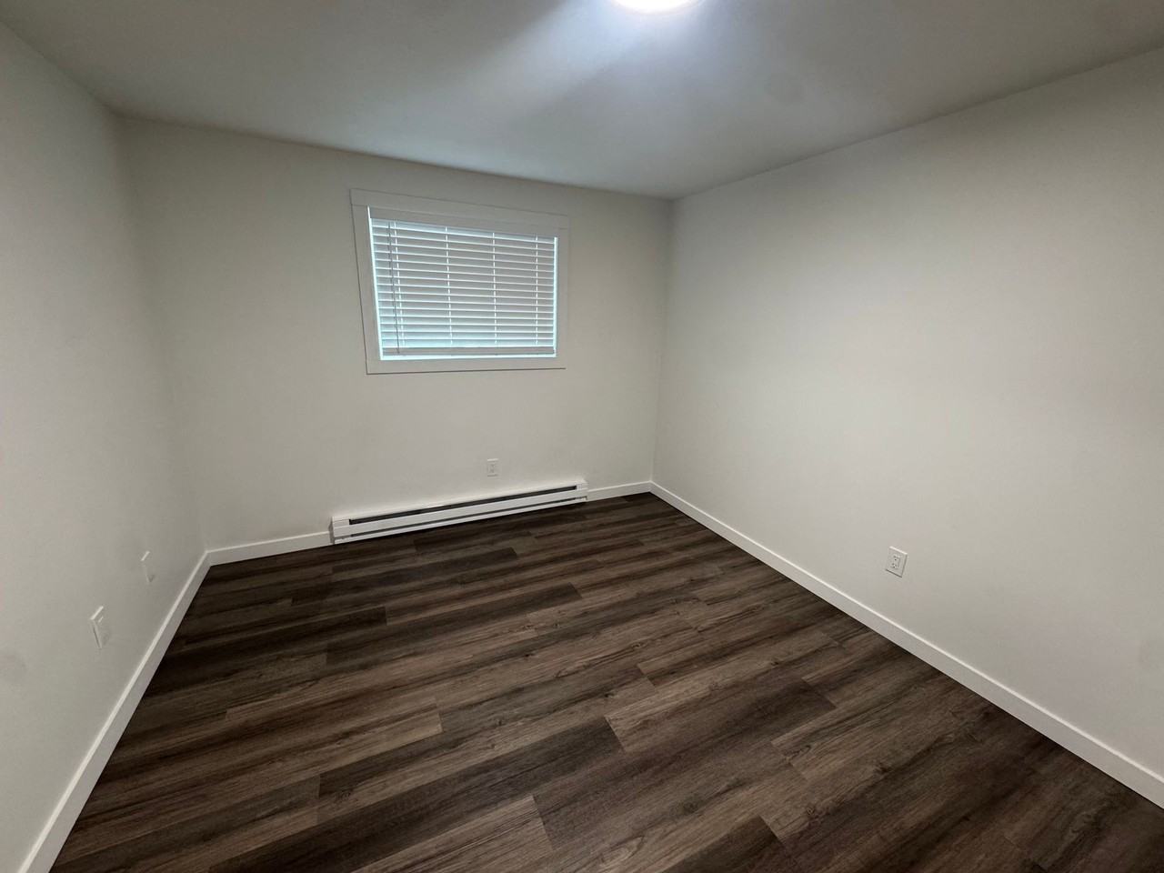 Mayfair Pines Apartments! - Photo 5 of 7