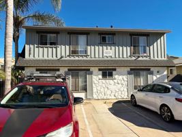 featured image of 4639 Iowa St