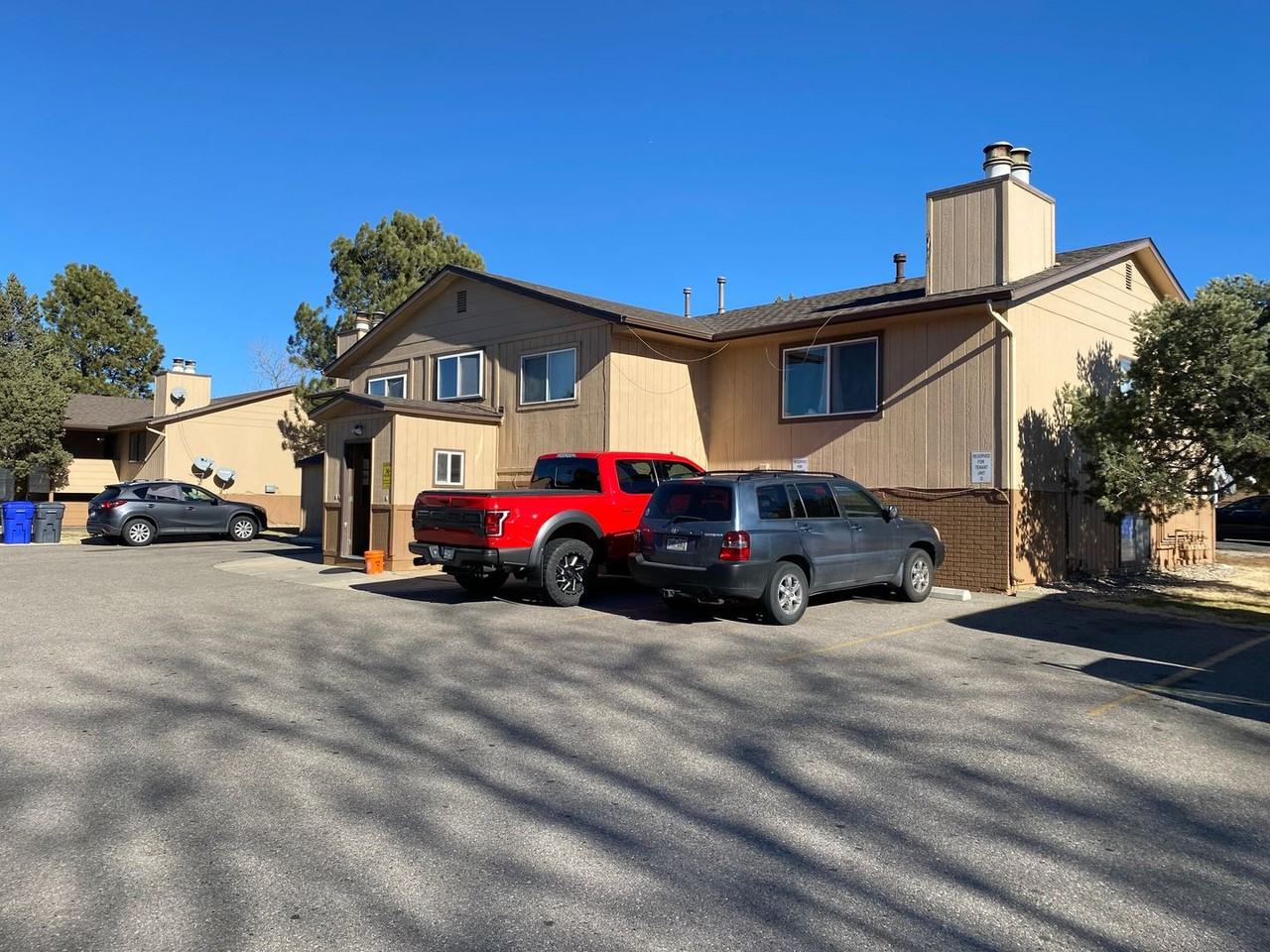 127 W 45th St - Photo 3 of 33