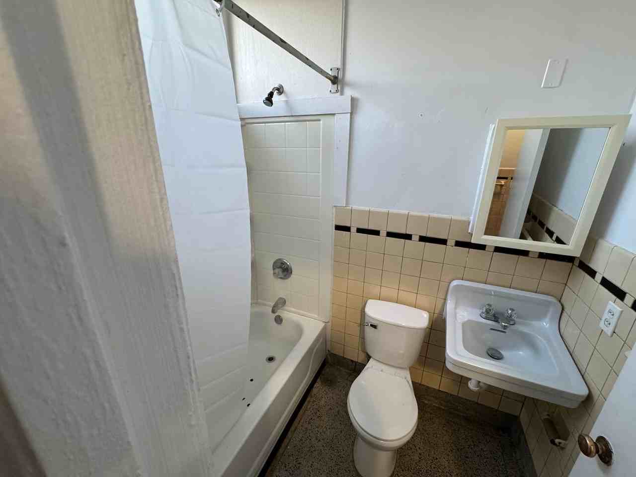 229 Scott St #35 - Photo 5 of 8