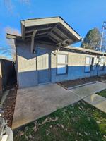 featured image of 323 Chestnut St