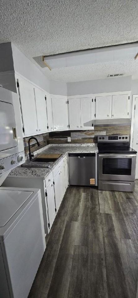 610 Park Ave #16 - Photo 5 of 22