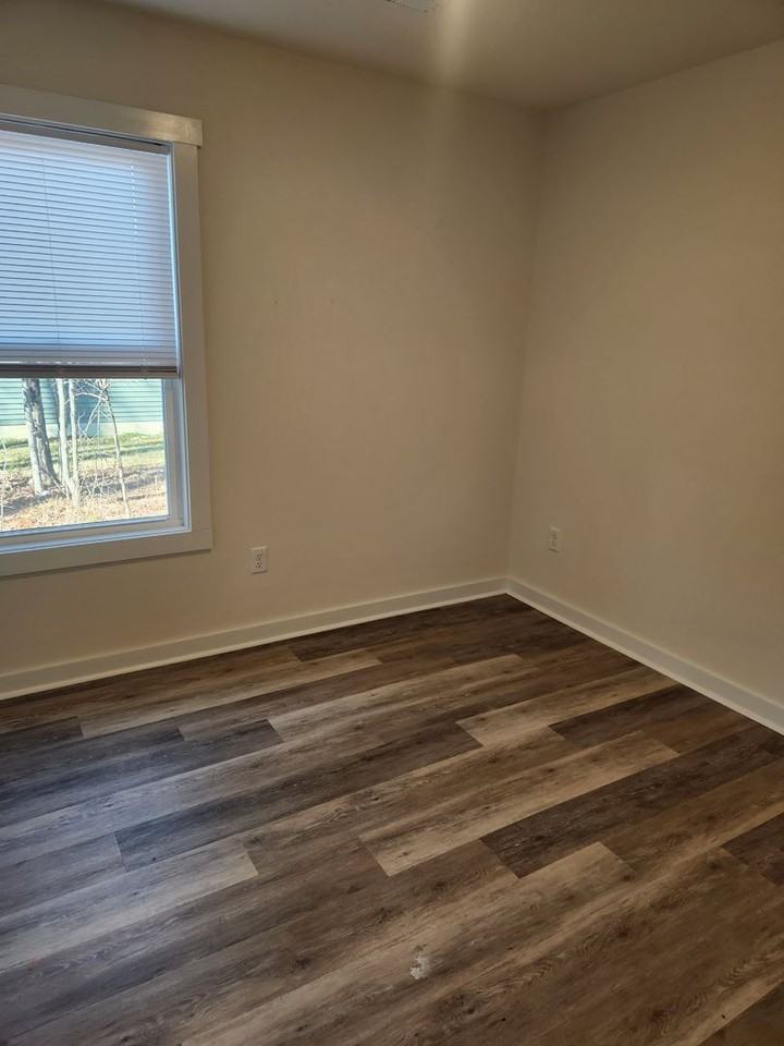 703 3rd St - Photo 7 of 10