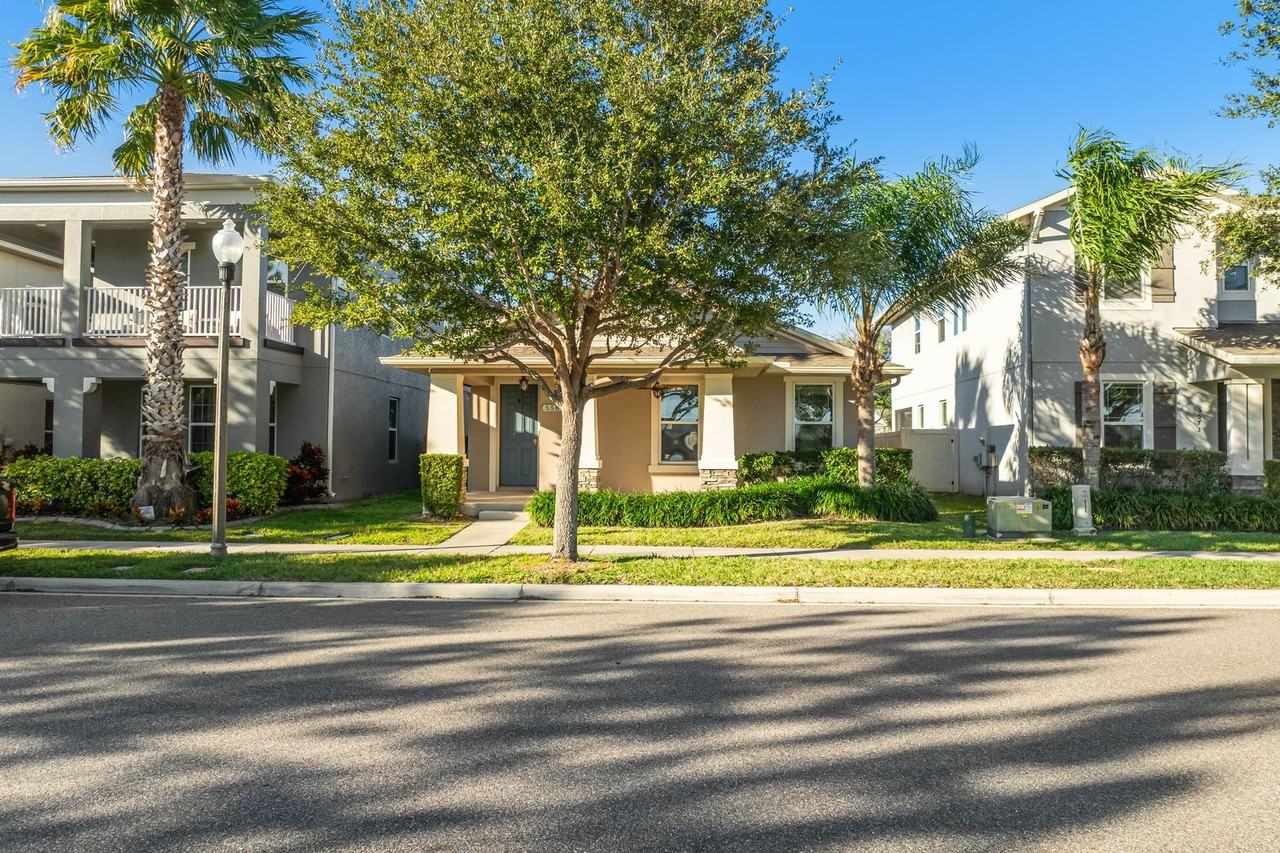 5567 Cypress Hill Rd - Photo 3 of 50