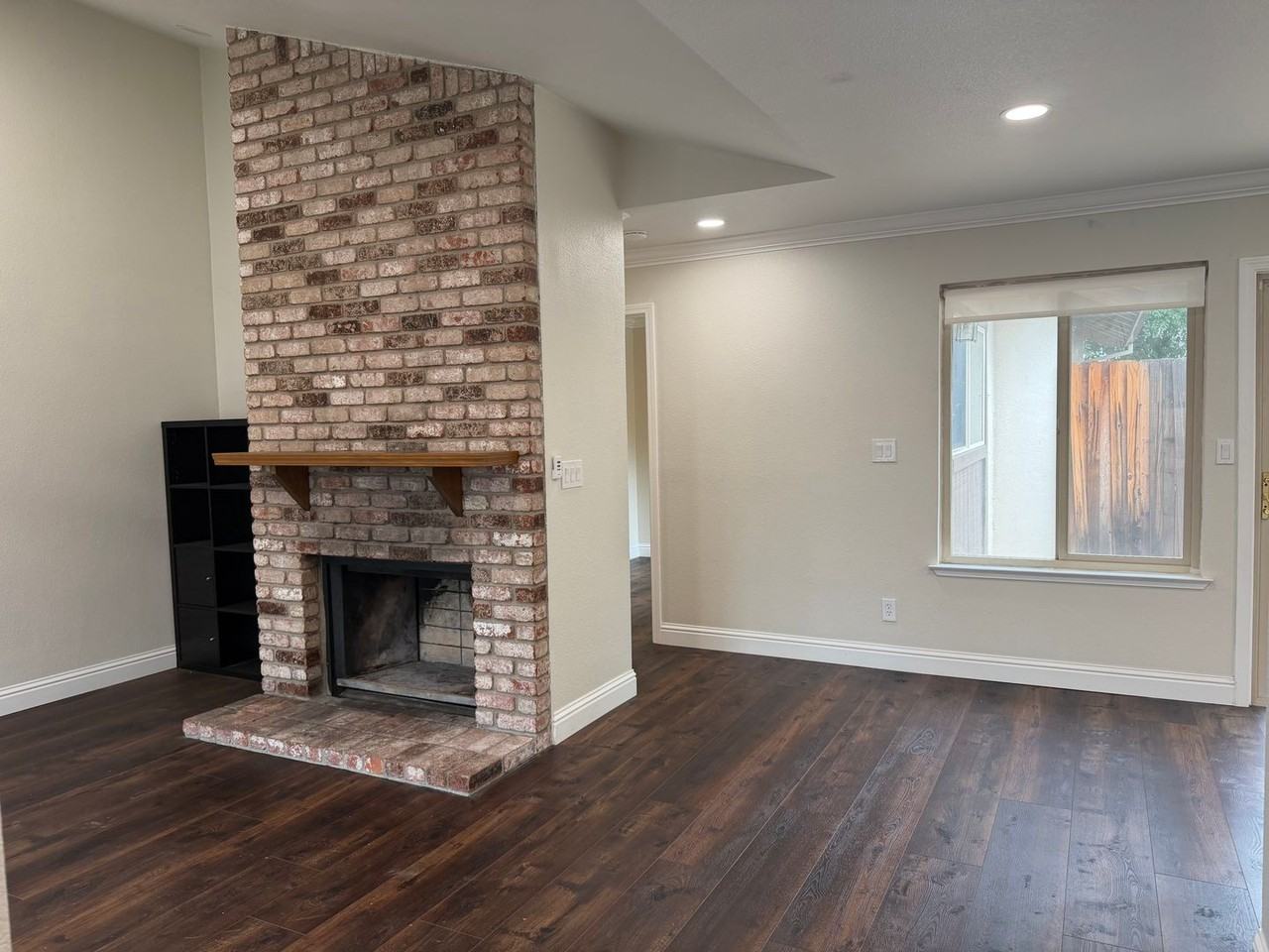 2332 Filmore Ln - Photo 3 of 24