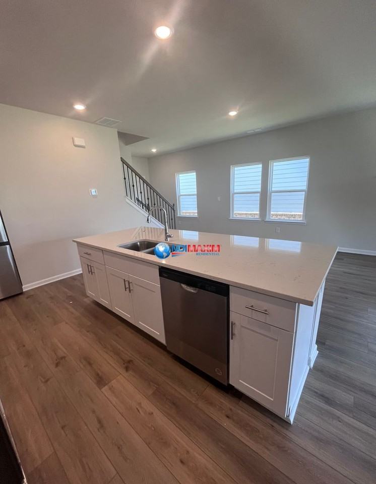 4738 Red Lion Pl - Photo 3 of 15