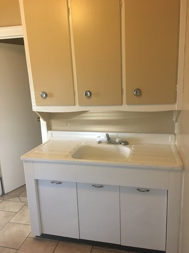 4647 N Brady St #2 - Photo 4 of 13